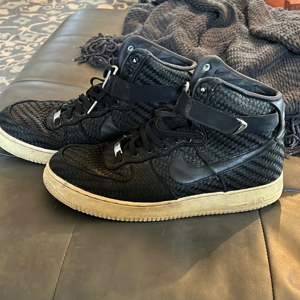 Nike Air Force 1 High '07 LV8 843870-001, woven black, with ankle strap